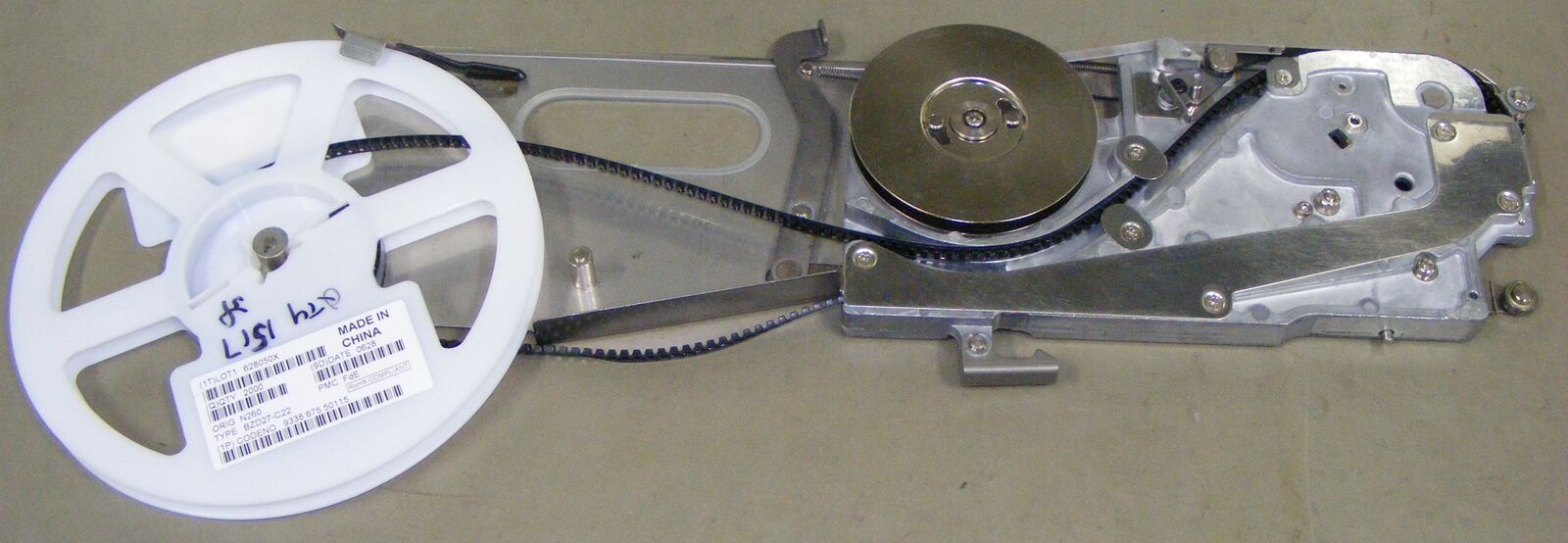 Surface mount component feeder on an SMT line